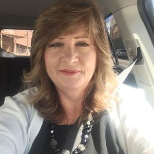 Meet your Posher, Pamela